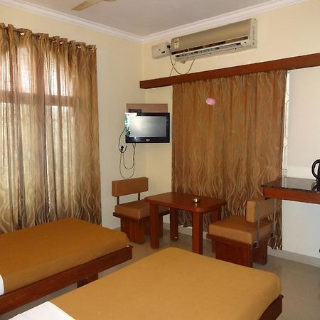Sheetal Residency Otel Bangalore Dış mekan fotoğraf