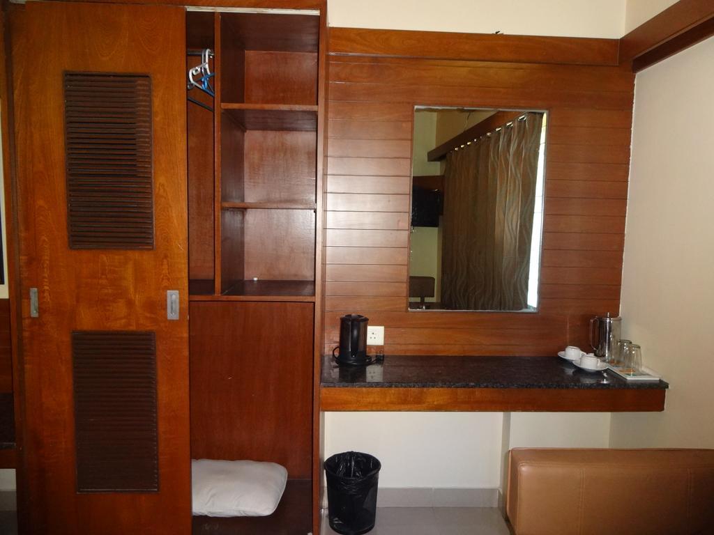 Sheetal Residency Otel Bangalore Dış mekan fotoğraf