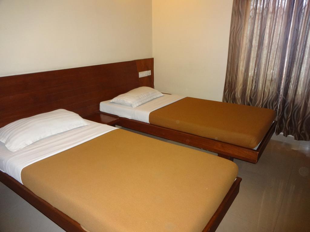Sheetal Residency Otel Bangalore Dış mekan fotoğraf