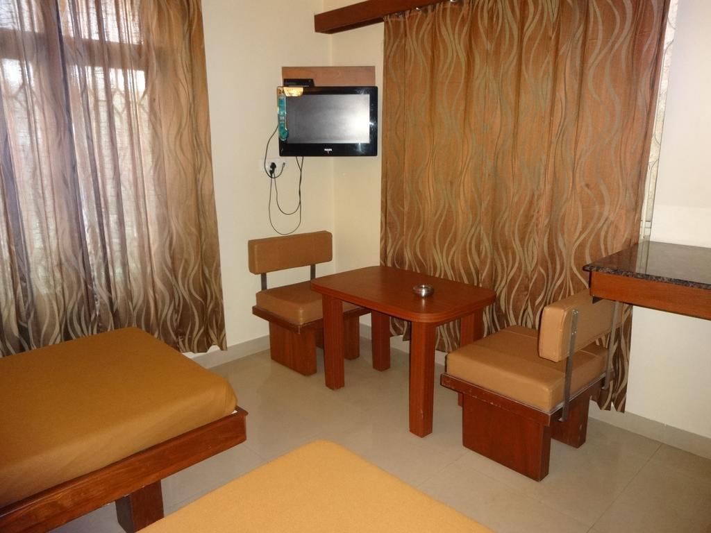Sheetal Residency Otel Bangalore Dış mekan fotoğraf